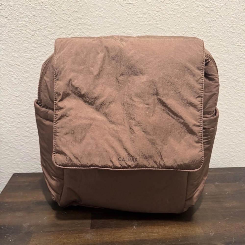 Calpak hazelnut diaper bad